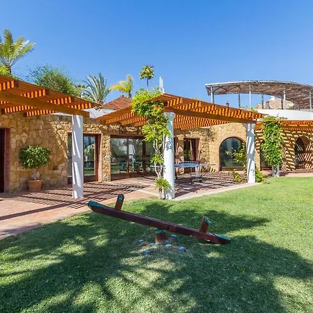 Luxury At Monte Paraiso